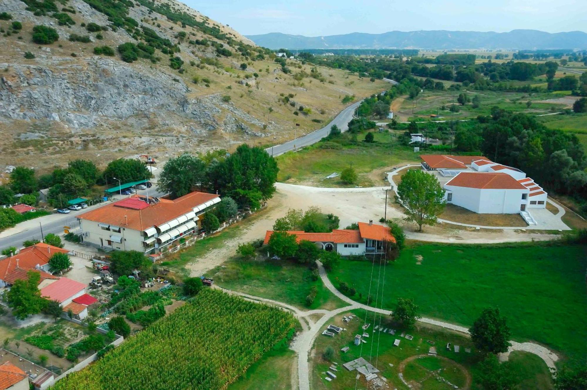 Lydia Hotel Krinidhes ภายนอก รูปภาพ